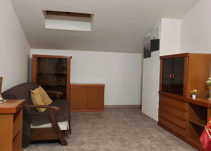 Apartrelax Сант-Эуфемия-а-Маелла